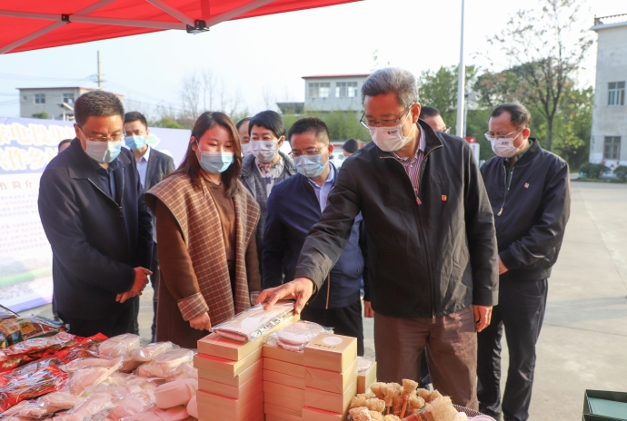 錢智民到河南商城調研指導定點幫扶工作